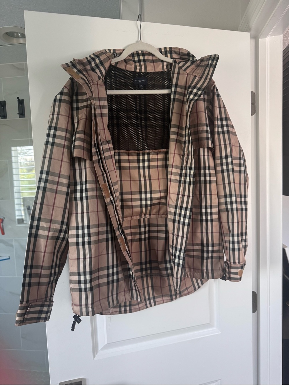 Burberry Jacket - Picture 3 of 5